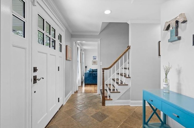 122 Ridgeview Dr, Venetia, PA 15367