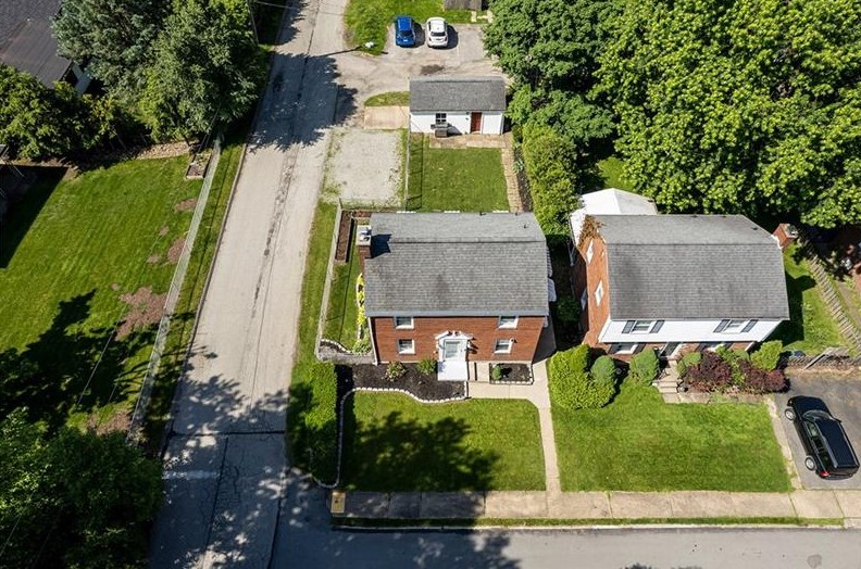 552 Hampton St, Greensburg, PA 15601-4446