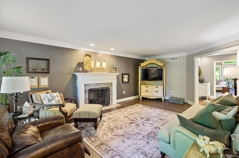 2610 Barnes Dr, Moon Twp, PA 15108-9062
