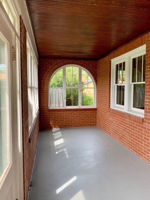 9144 Peebles Rd, Allison Park, PA 15101