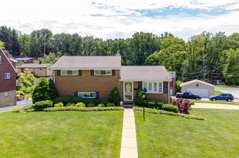 700 Citadel Dr, Monroeville, PA 15146-1902