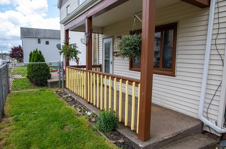 612 Indiana Ave, Glassport, PA 15045