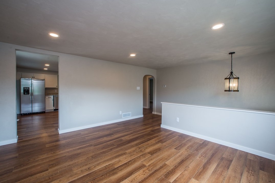 1102 1st St, Canonsburg, PA 15317
