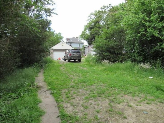149 Coolspring St, Oliphant Furnace, PA 15401-4357
