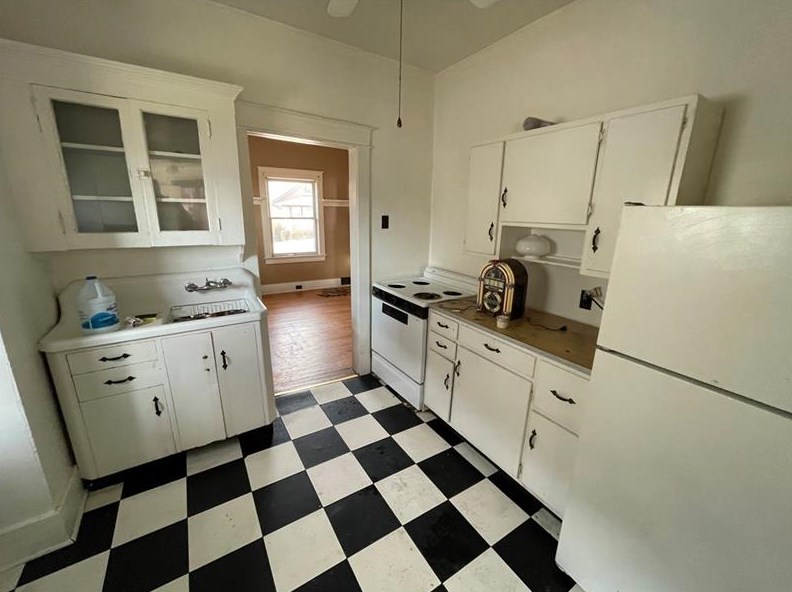 346 Tyler Ave, Washington PA 15301-3840 exterior