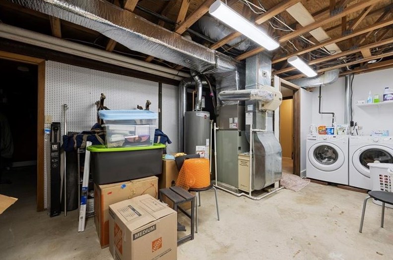 4691 Hidden Pond Dr, Allison Park PA  15101-2523 exterior