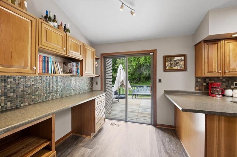 4691 Hidden Pond Dr, Allison Park PA  15101-2523 exterior