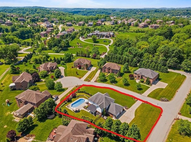 401 Greyhawk Cir, Venetia, PA 15367-1196
