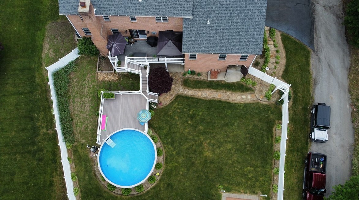 170 Creston Ave, Ellwood City PA  16117-6482 exterior