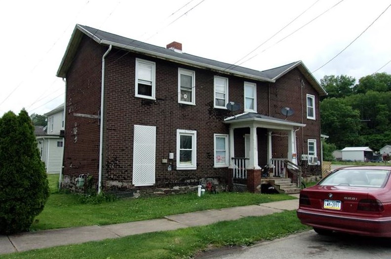 112 Galley St, Perryopolis, PA 15473