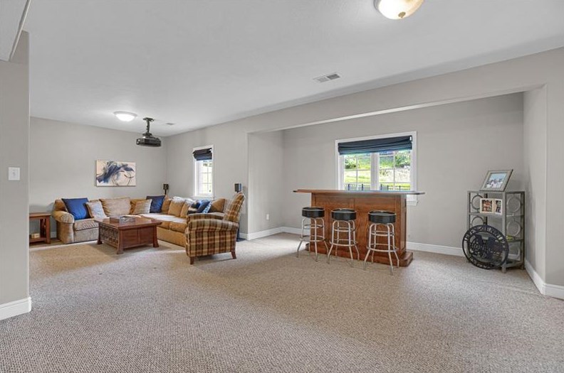 3059 Canterbury Dr, Allison Park PA 15101-1544 exterior