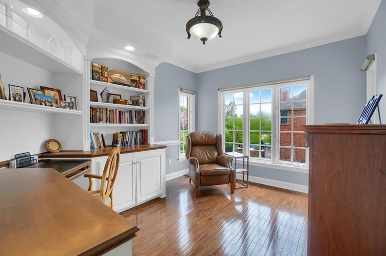 3059 Canterbury Dr, Allison Park PA 15101-1544 exterior