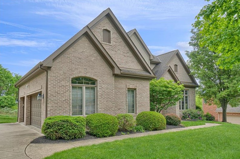 3059 Canterbury Dr, Allison Park, PA 15101-1544