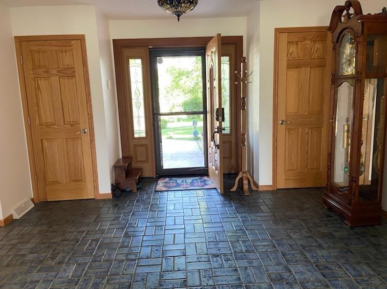 49 Belmeade Ter, Oliphant Furnace, PA 15401-5236