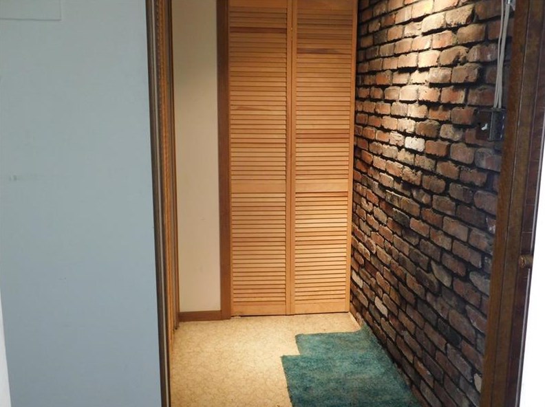 55 Blue Jay Dr, Washington PA 15301-8718 exterior