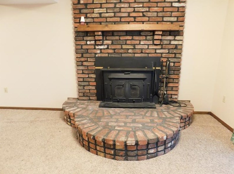 55 Blue Jay Dr, Washington PA 15301-8718 exterior