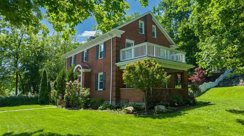 2442 Naomi Ter, Allison Park, PA 15101-3520