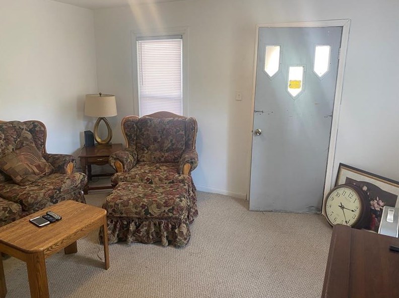 636 Forrest St, New Castle, PA 16101-4153
