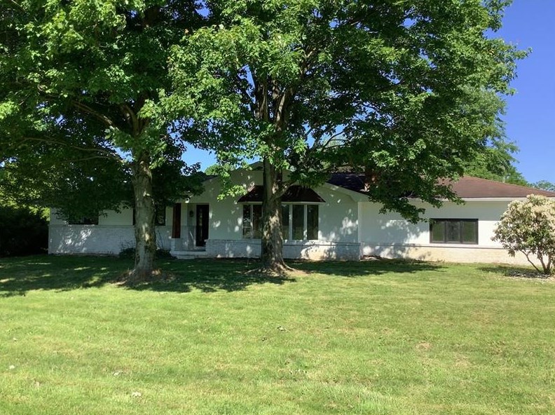 557 Hopper Rd, Transfer, PA 16154