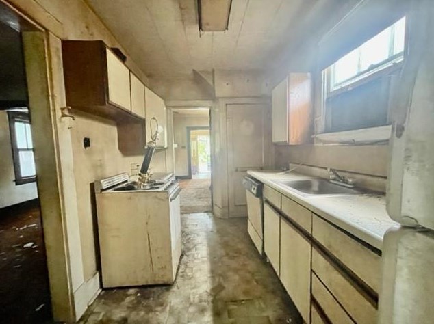 630 New Castle St, Butler PA 16001-5537 exterior