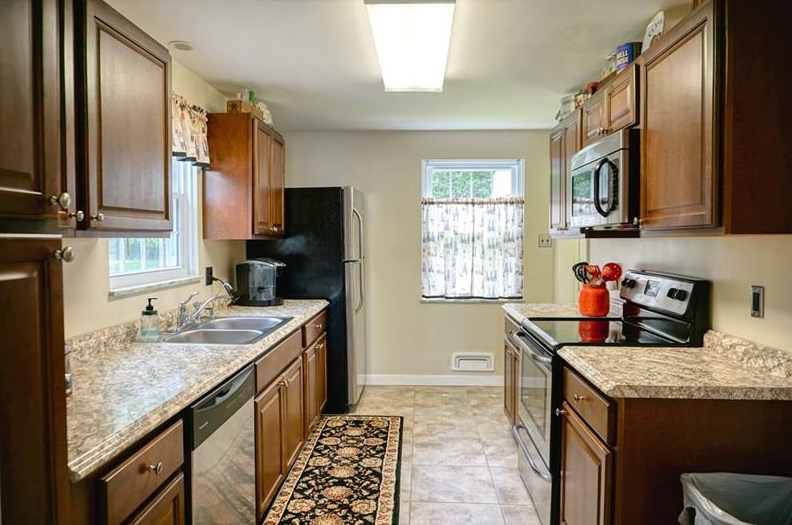 104 Church Rd, Butler PA  16002-8948 exterior