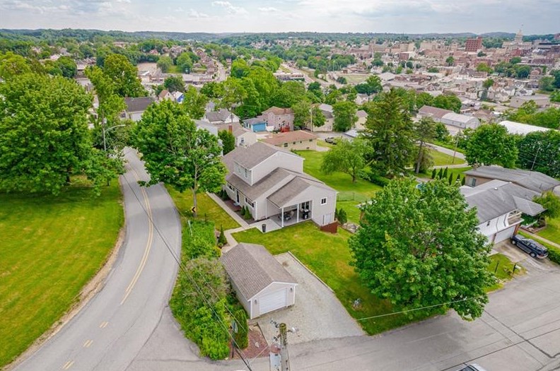 52 Tremont Ave, Greensburg, PA 15601-2656
