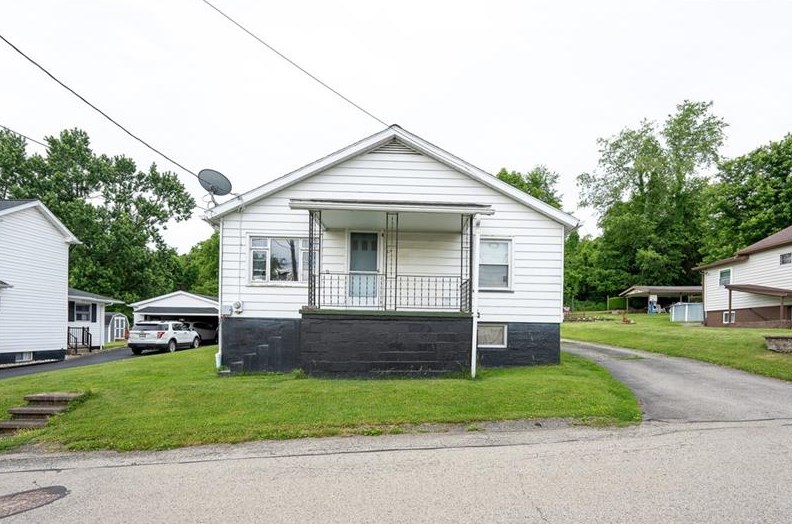 67 Poplar St, Blairsville, PA 15717-4317