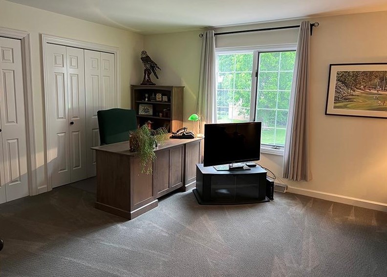 147 Greenview Dr, Indiana PA 15701-1377 exterior