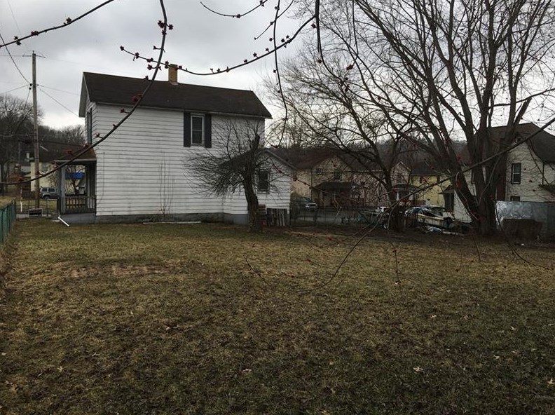 1512 Grimes St, New Castle, PA 16101