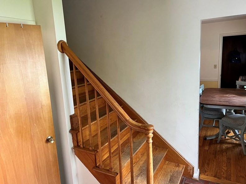 16 Donation Rd, Greenville, PA 16125