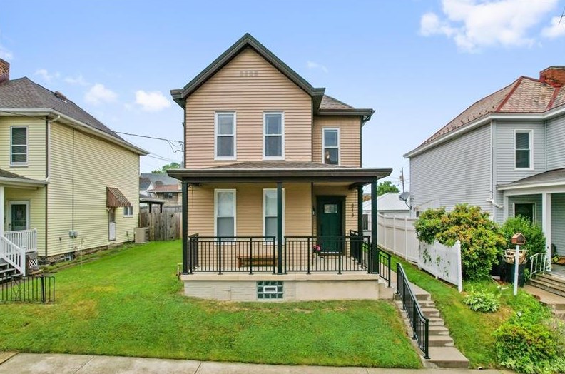 313 Foster St, Greensburg, PA 15601-4023