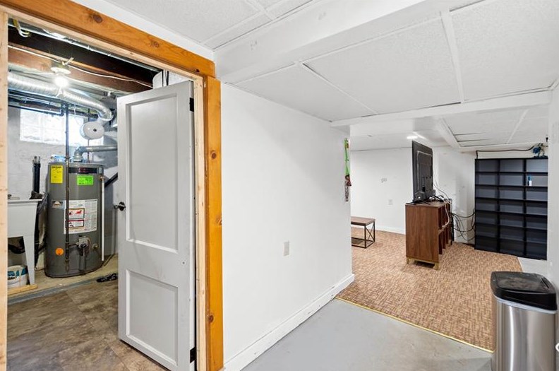 435 Cedarhurst Dr, North Versailles PA 15137-2228 exterior