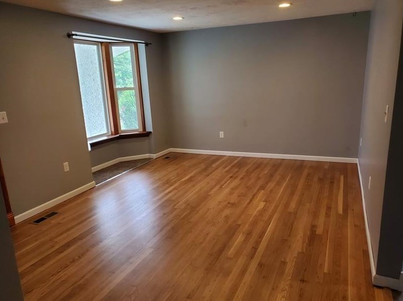 1507 9th St, Beaver Falls, PA 15010-4317