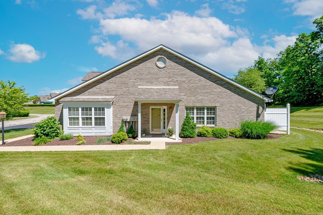 2011 Ironwood Cir, Jeannette, PA 15644
