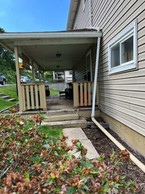 305 N 5th, Jeannette, PA 15644