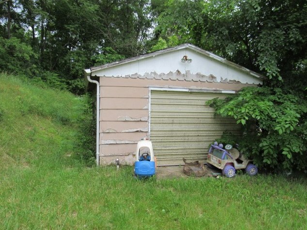630 Leisenring Vanderbilt Rd, Vanderbilt, PA 15486