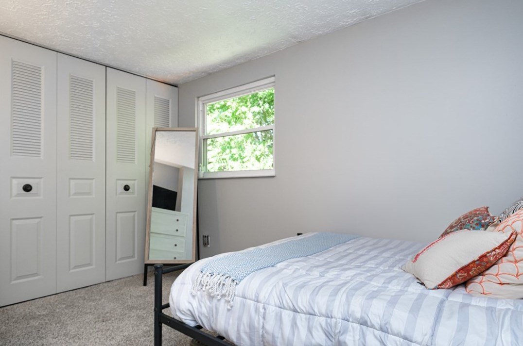 338 Huntingdon Ave, North Huntingdon PA 15642-3143 exterior