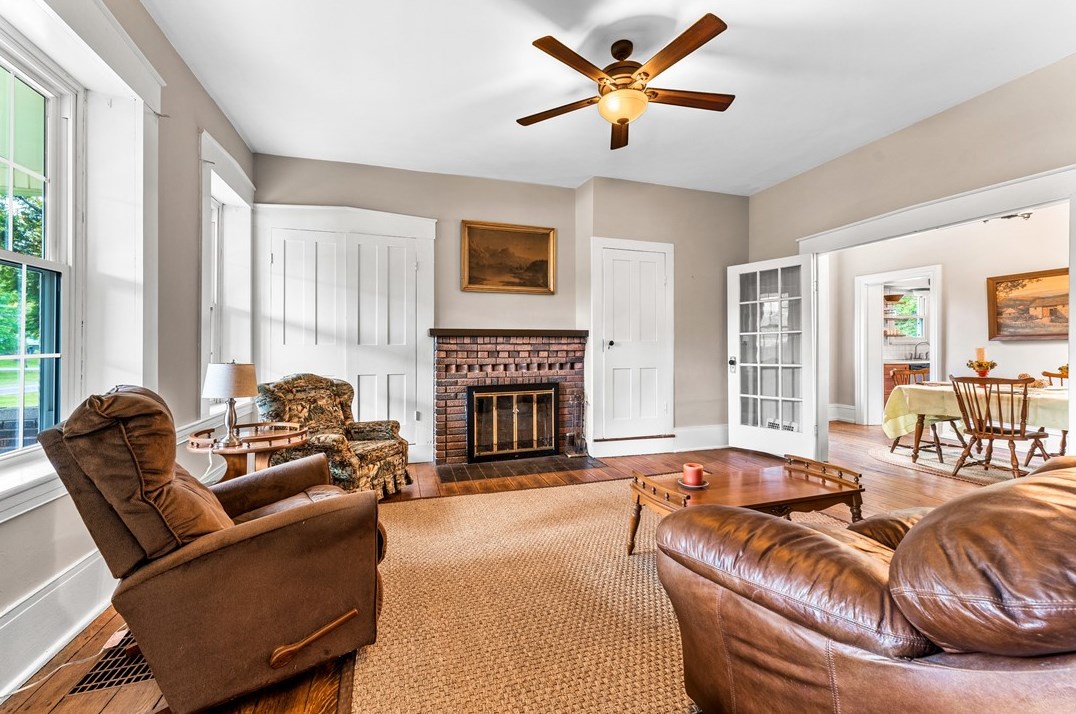 847 State Route 208, Pulaski, PA 16143