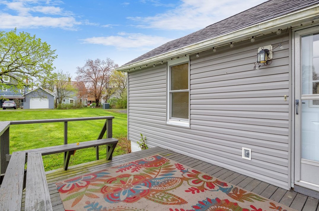 411 W Poplar St, Grove City, PA 16127