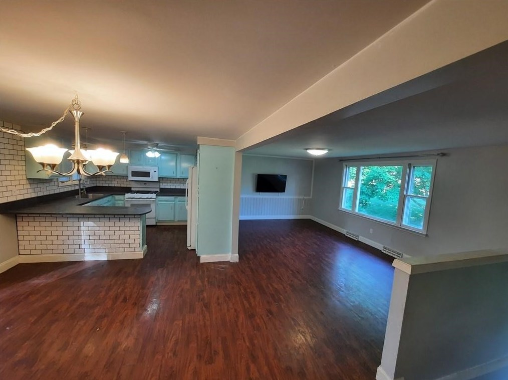 342 Glenridge Rd, Erie, PA 16509