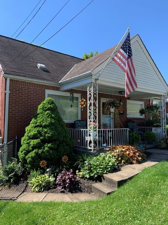 323 5th Ave, Collier Township, PA 15106
