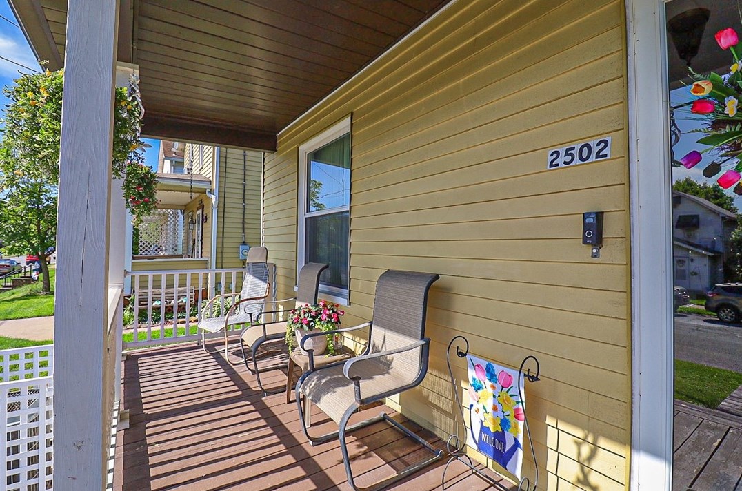 2502 2nd Ave, Koppel, PA 16136