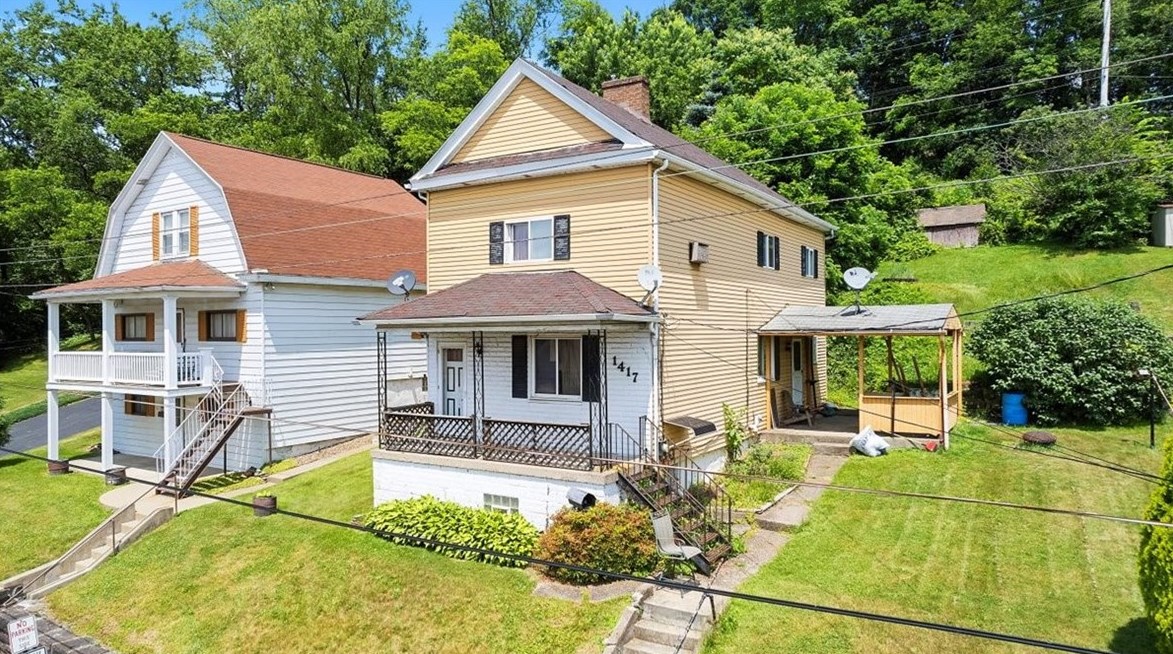 1417 4th Ave, Conway, PA 15027