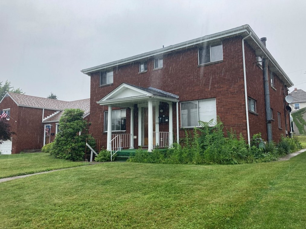 710 Lewis Ave #c, Jeannette, PA 15644