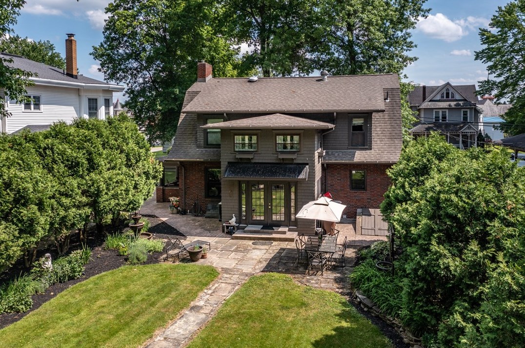 36 Eagle St, Greenville, PA 16125