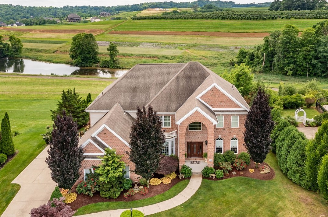 212 Windermere Ct, Canonsburg, PA 15317
