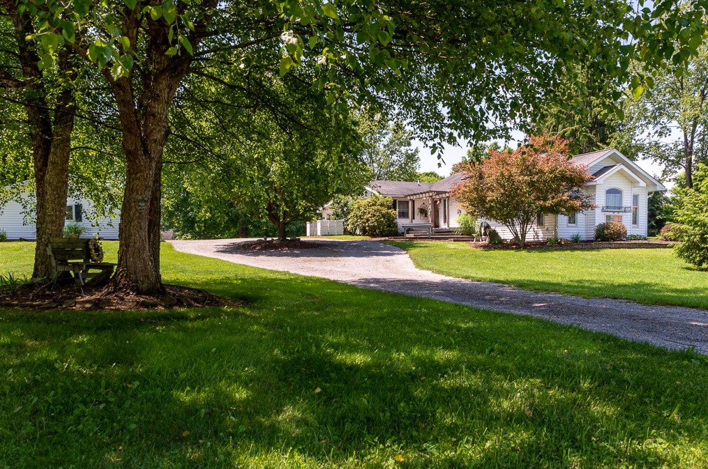 346 Mohican Trail, Mercer, PA 16137