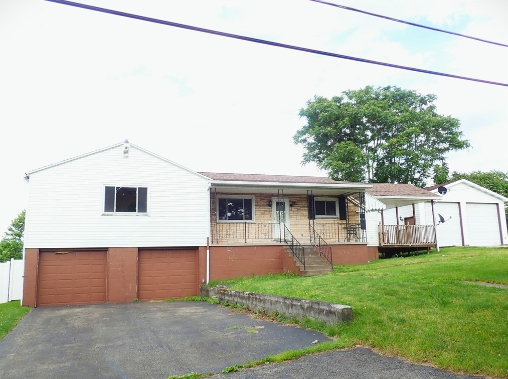 10 Brunetti St, Oliphant Furnace, PA 15401-4512