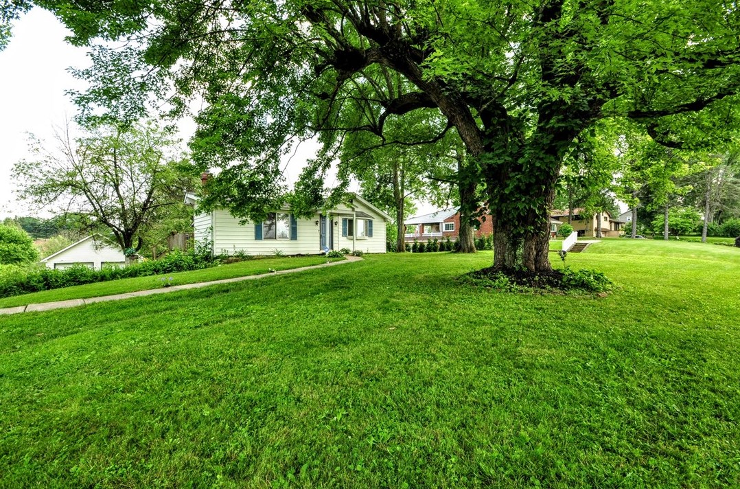 12980 Ridge Rd, North Huntingdon, PA 15642