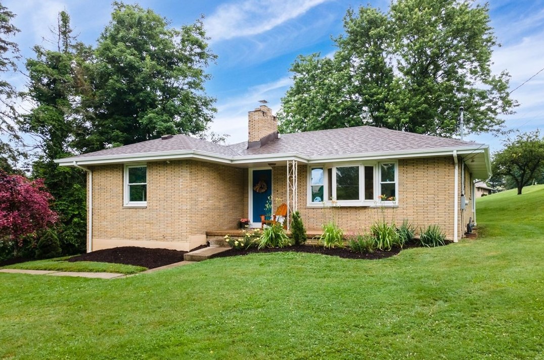4209 Finleyville Elrama Rd, Finleyville, PA 15332